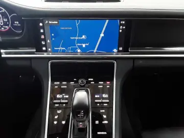 PORSCHE Panamera 4 E-Hybrid Platinum Edition