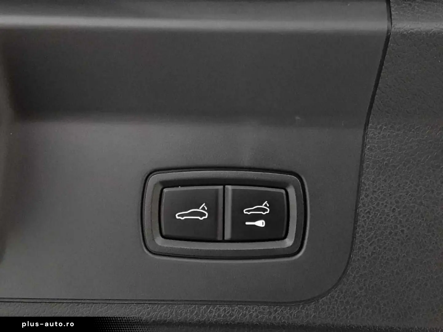 PORSCHE Panamera 4 E-Hybrid Platinum Edition