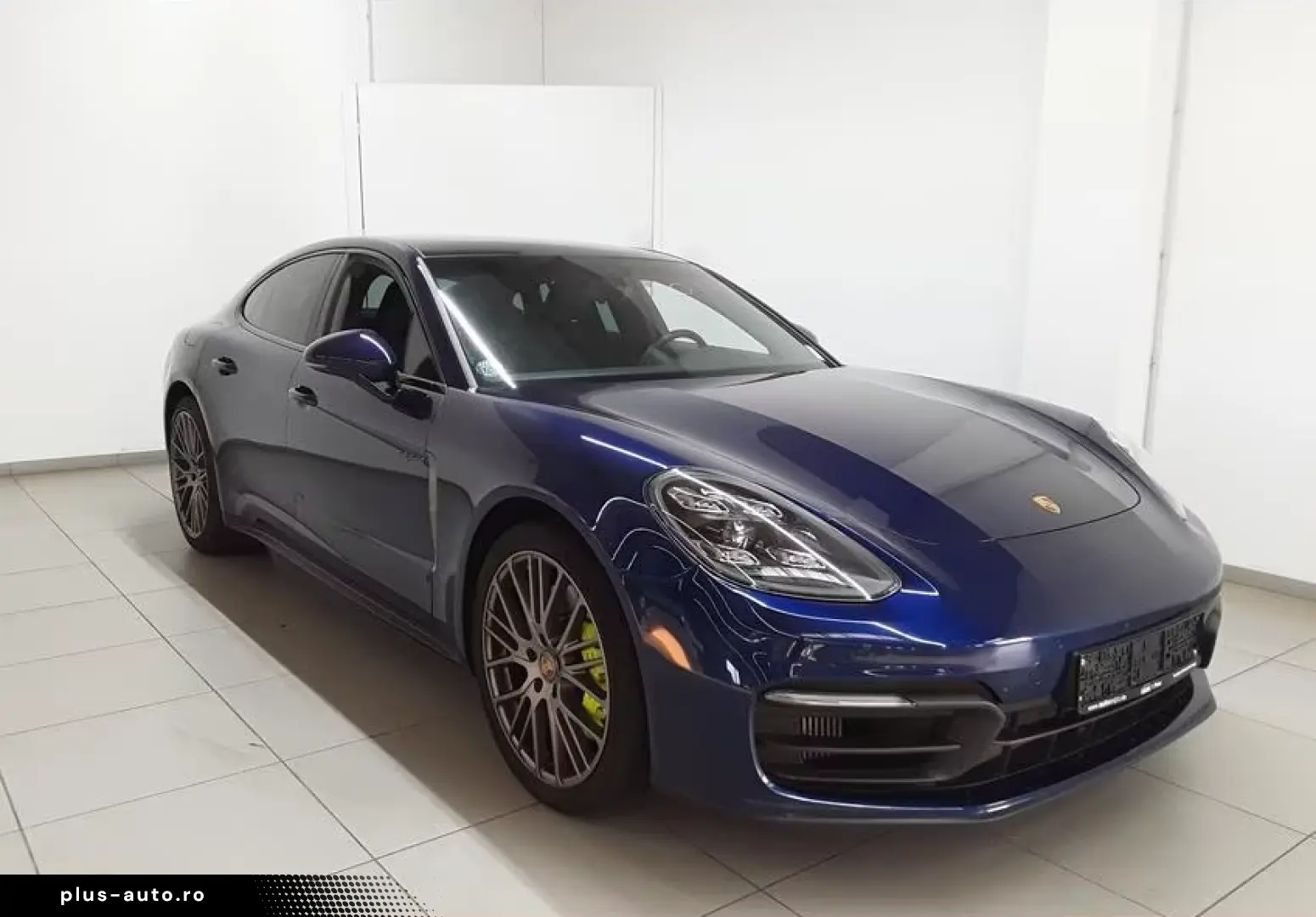 PORSCHE Panamera 4 E-Hybrid Platinum Edition