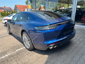 Porsche Panamera 4 E-Hybr. Platinum