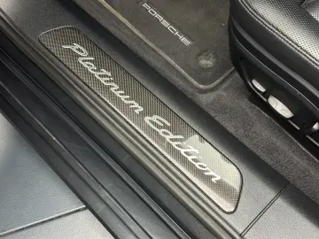 PORSCHE Panamera 4 E-Hybrid Platinum Edition CARBON 21Zo