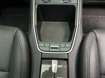PORSCHE Panamera 4 E-Hybrid Platinum Edition CARBON 21Zo