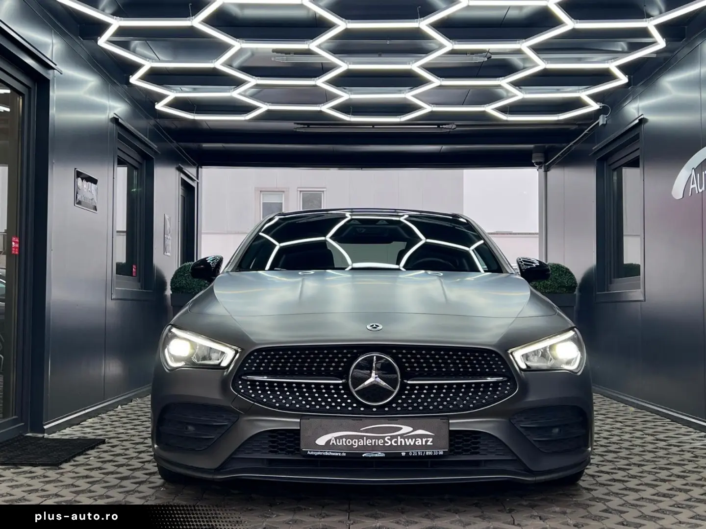MERCEDES-BENZ CLA 180d Coupé AMG NIGHT DISTR KAM PANO