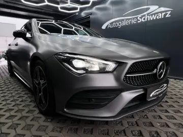 MERCEDES-BENZ CLA 180d Coupé AMG NIGHT DISTR KAM PANO