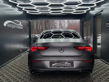 MERCEDES-BENZ CLA 180d Coupé AMG NIGHT DISTR KAM PANO