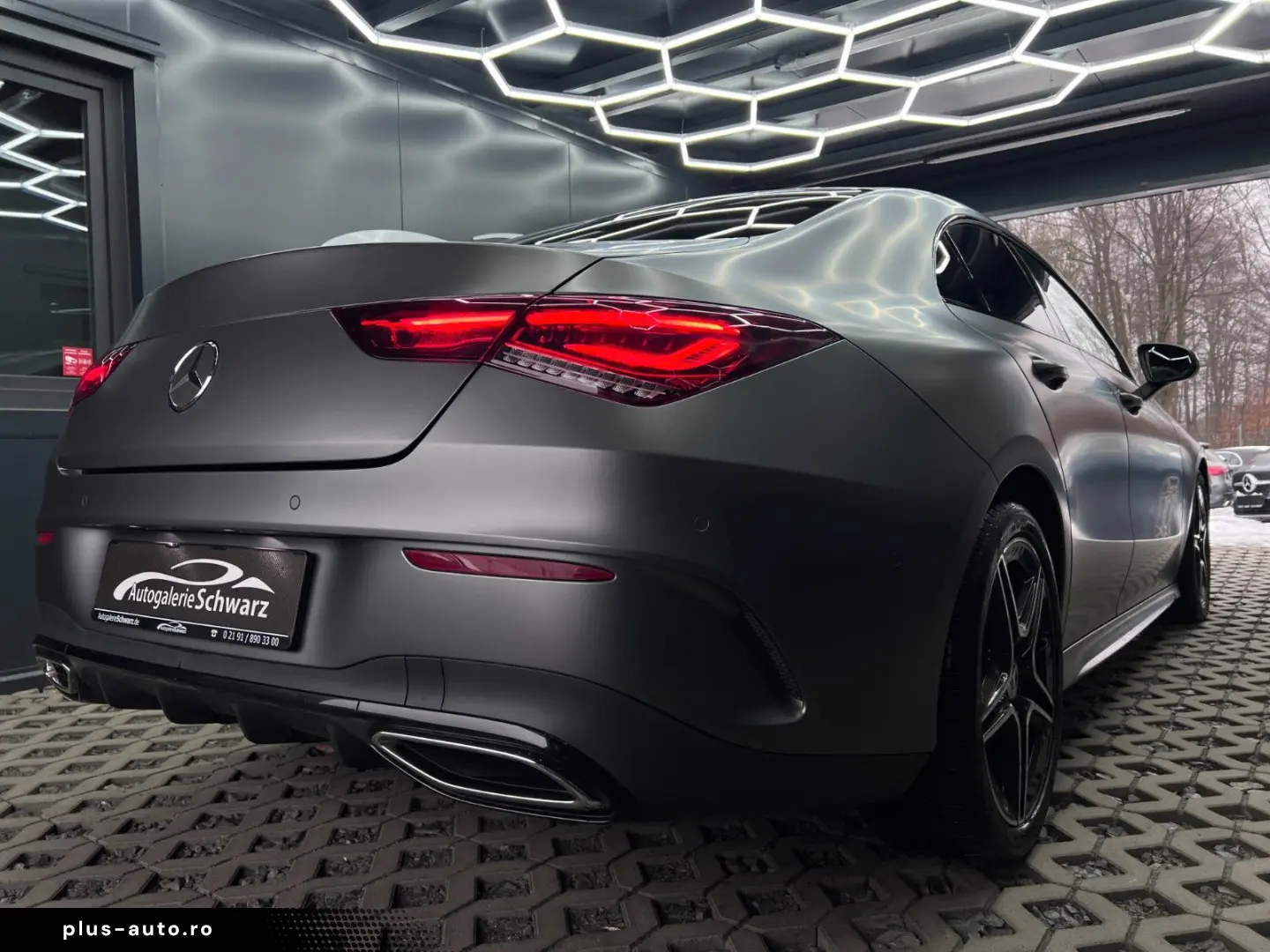 MERCEDES-BENZ CLA 180d Coupé AMG NIGHT DISTR KAM PANO