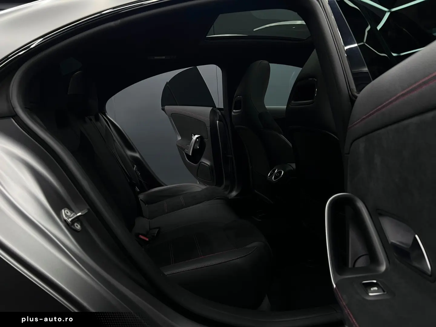 MERCEDES-BENZ CLA 180d Coupé AMG NIGHT DISTR KAM PANO