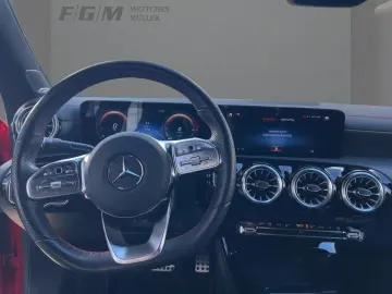 MERCEDES-BENZ CLA 250e Coupé AMG BURM. DISTRONIC NIGHT.