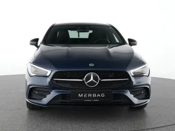 MERCEDES-BENZ CLA 250 e Coupé AMG Night Kamera