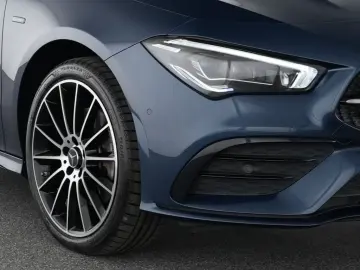 MERCEDES-BENZ CLA 250 e Coupé AMG Night Kamera