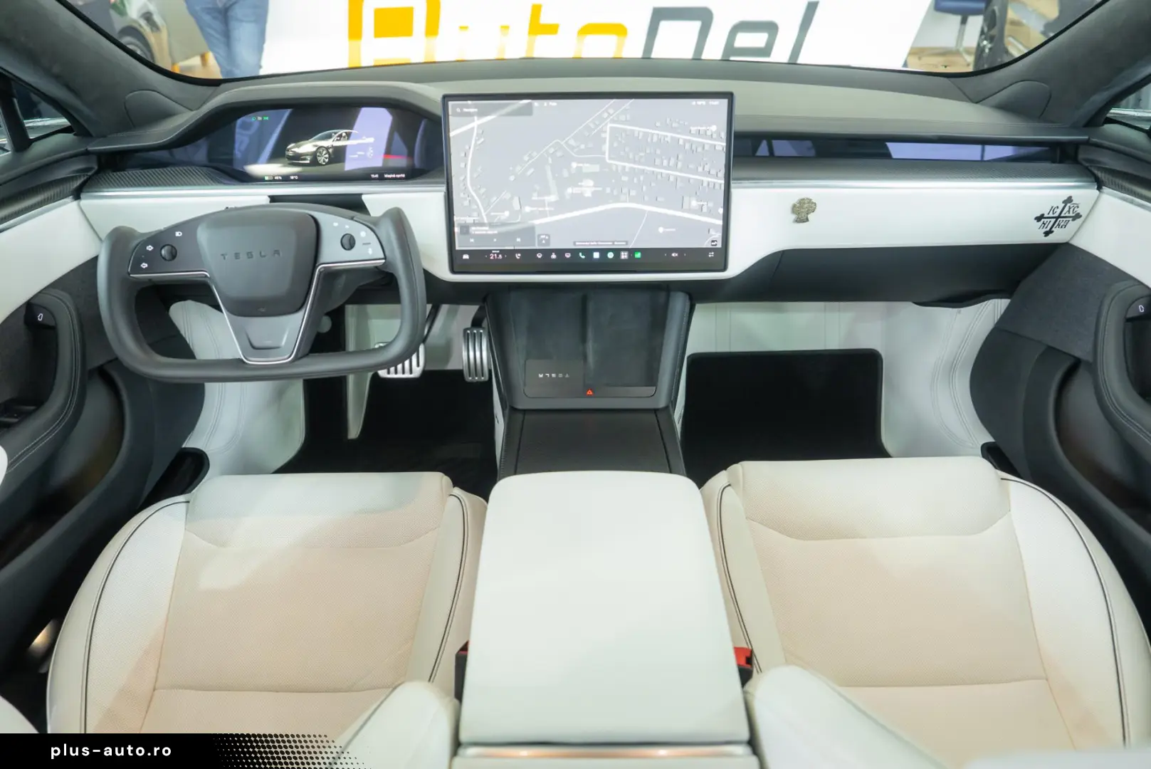 Tesla Model S PLAID