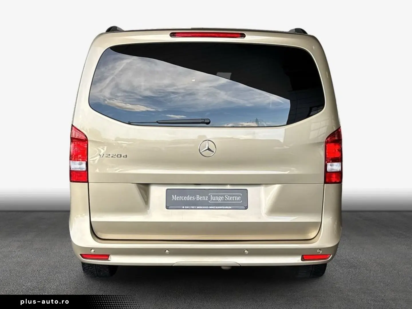 MERCEDES-BENZ V 220 lang