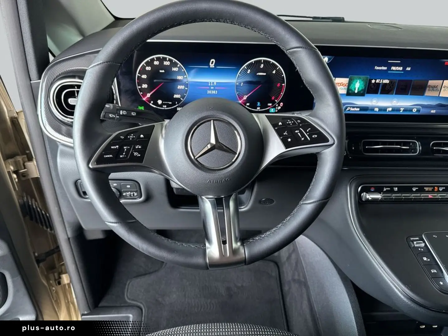 MERCEDES-BENZ V 220 lang