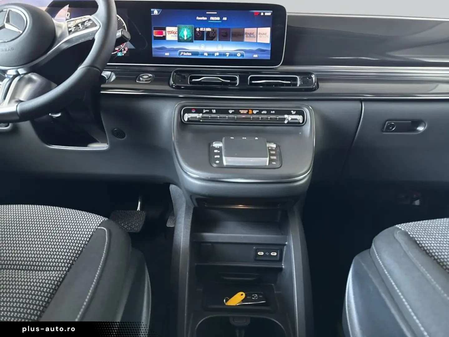 MERCEDES-BENZ V 220 lang
