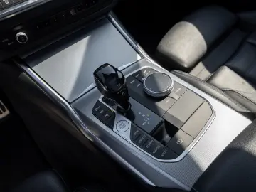 BMW M340d xDrive Touring  Pano  Head-Up  H K  Led
