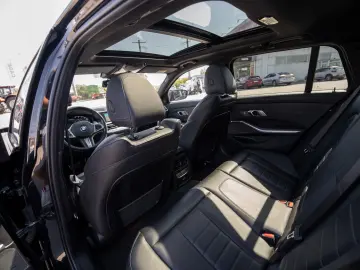 BMW M340d xDrive Touring  Pano  Head-Up  H K  Led
