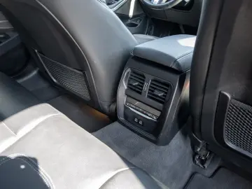 BMW M340d xDrive Touring  Pano  Head-Up  H K  Led