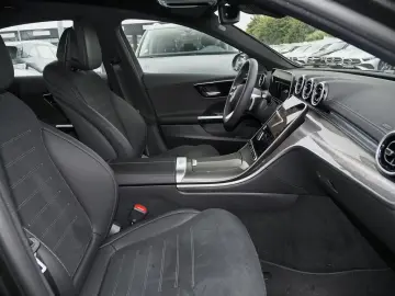 Mercedes-Benz C 300 AMG AHK MBUX KLIMA