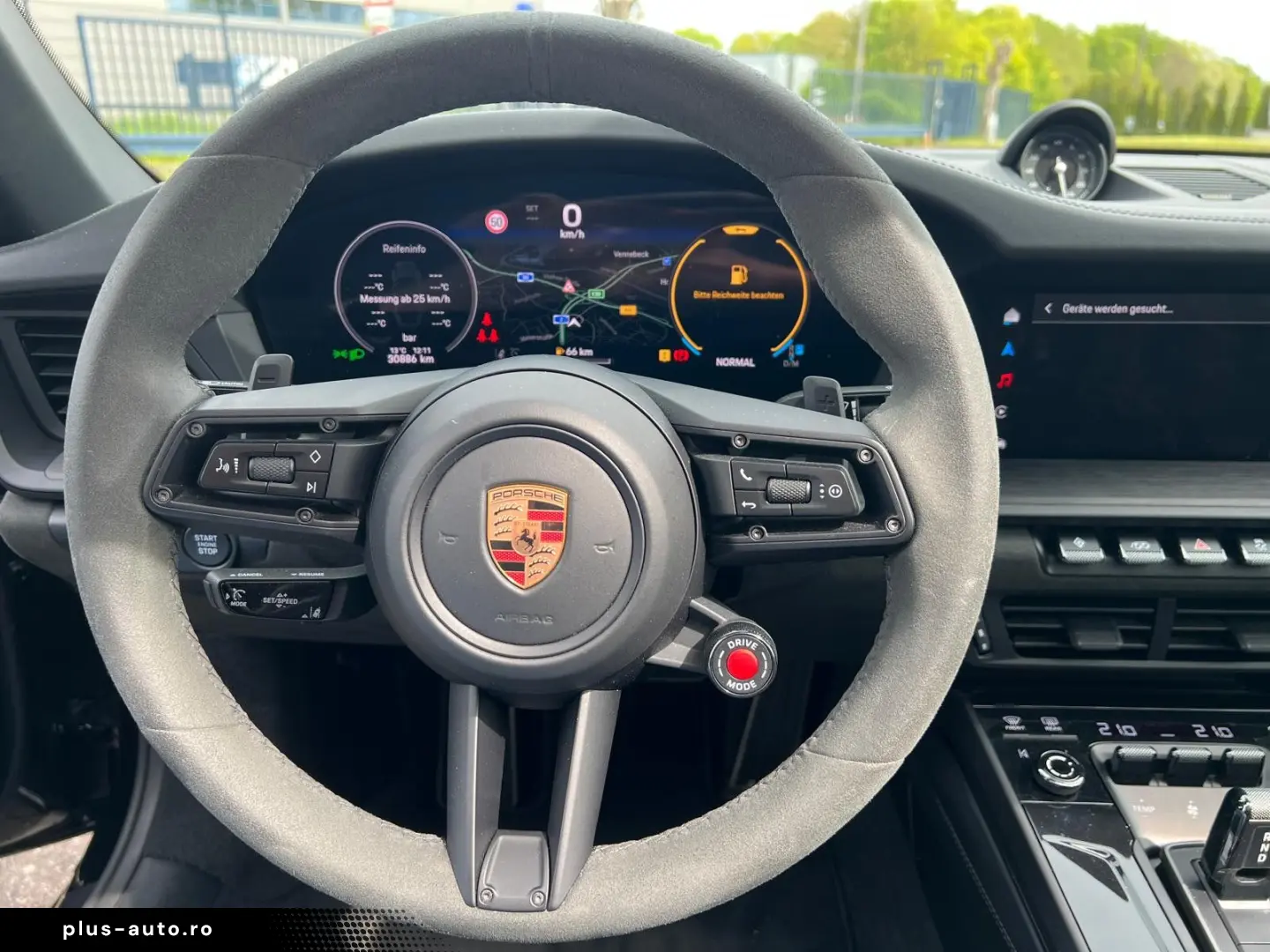 PORSCHE Targa 4 GTS T-Hybrid Sport Chrono BOSE PASM PDK