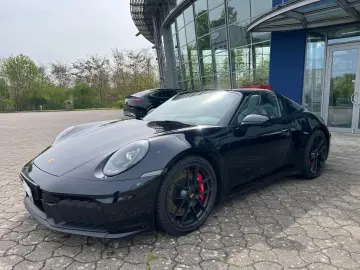 PORSCHE Targa 4 GTS T-Hybrid Sport Chrono BOSE PASM PDK