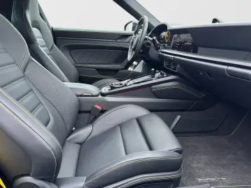 PORSCHE 911 992 Targa 4 GTS Burmester