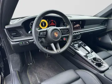 PORSCHE 911 992 Targa 4 GTS Burmester