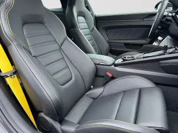 PORSCHE 911 992 Targa 4 GTS Burmester