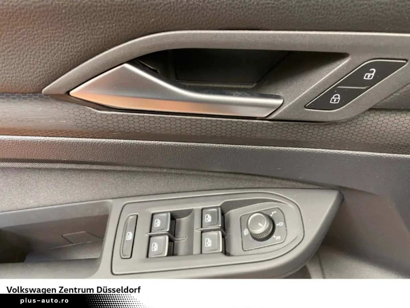 VW Golf GTI 2.0 TSI DSG Pano IQ.Light Navi