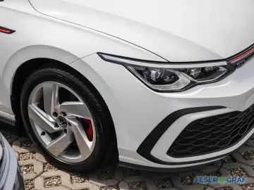 VW Golf 8 GTI 2.0 TSI DSG ACC LED Navi RüKa Sitzh.