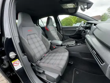 VW Golf Lim 2.0TSI GTI Black Style Navi Kamera