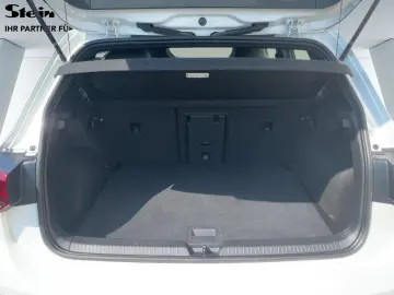 VW Golf R-Line 1.5 eTSI ACC LED NAVI PDC VIRT SHZ