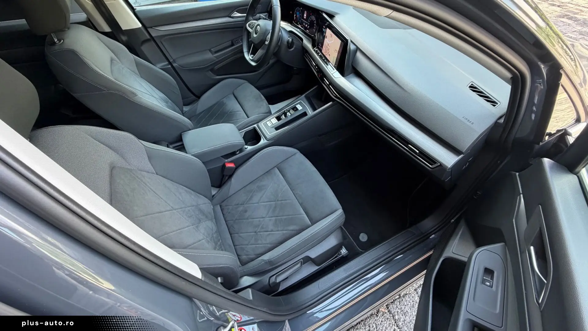 VW Golf 8 2.0 TSI Highline Pano. LED Standh. HeadUp