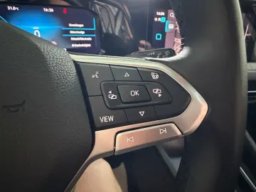 VW Golf 8 2.0 TSI Highline Pano. LED Standh. HeadUp