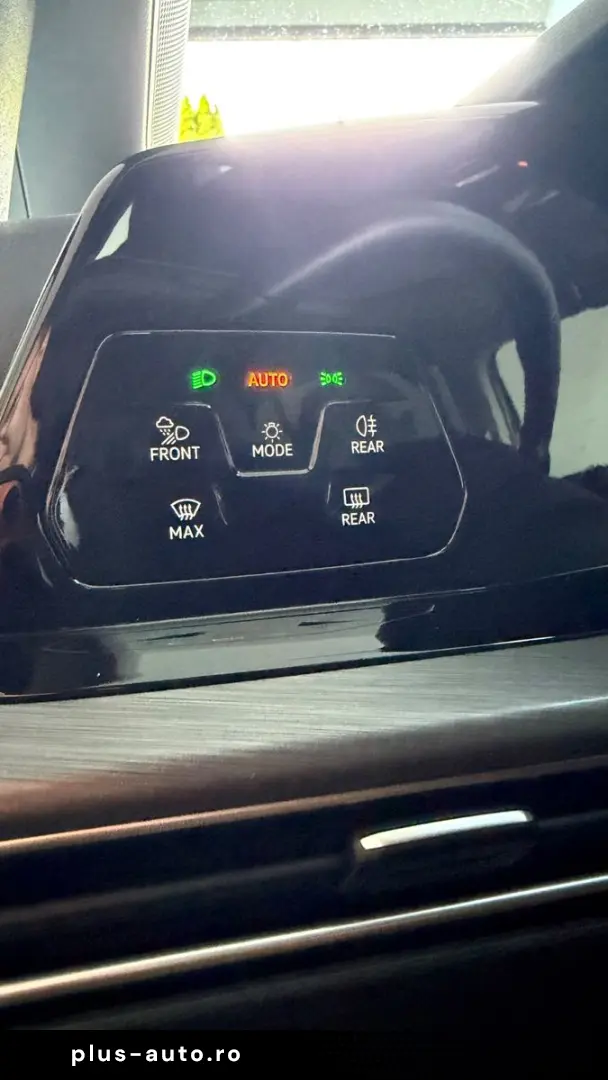 VW Golf 8 2.0 TSI Highline Pano. LED Standh. HeadUp