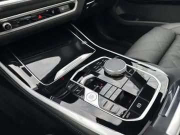 BMW X5 xDr30d MSpo IcGlow Ventilation 360 SoftClo 4ZClima