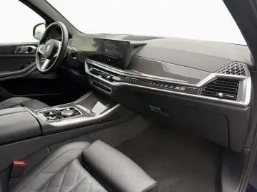 BMW X5 xDr30d MSpo Massage Ventil AirSusp SoftClo 360