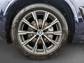 BMW X5 xDr30d MSpo Massage Ventil AirSusp SoftClo 360