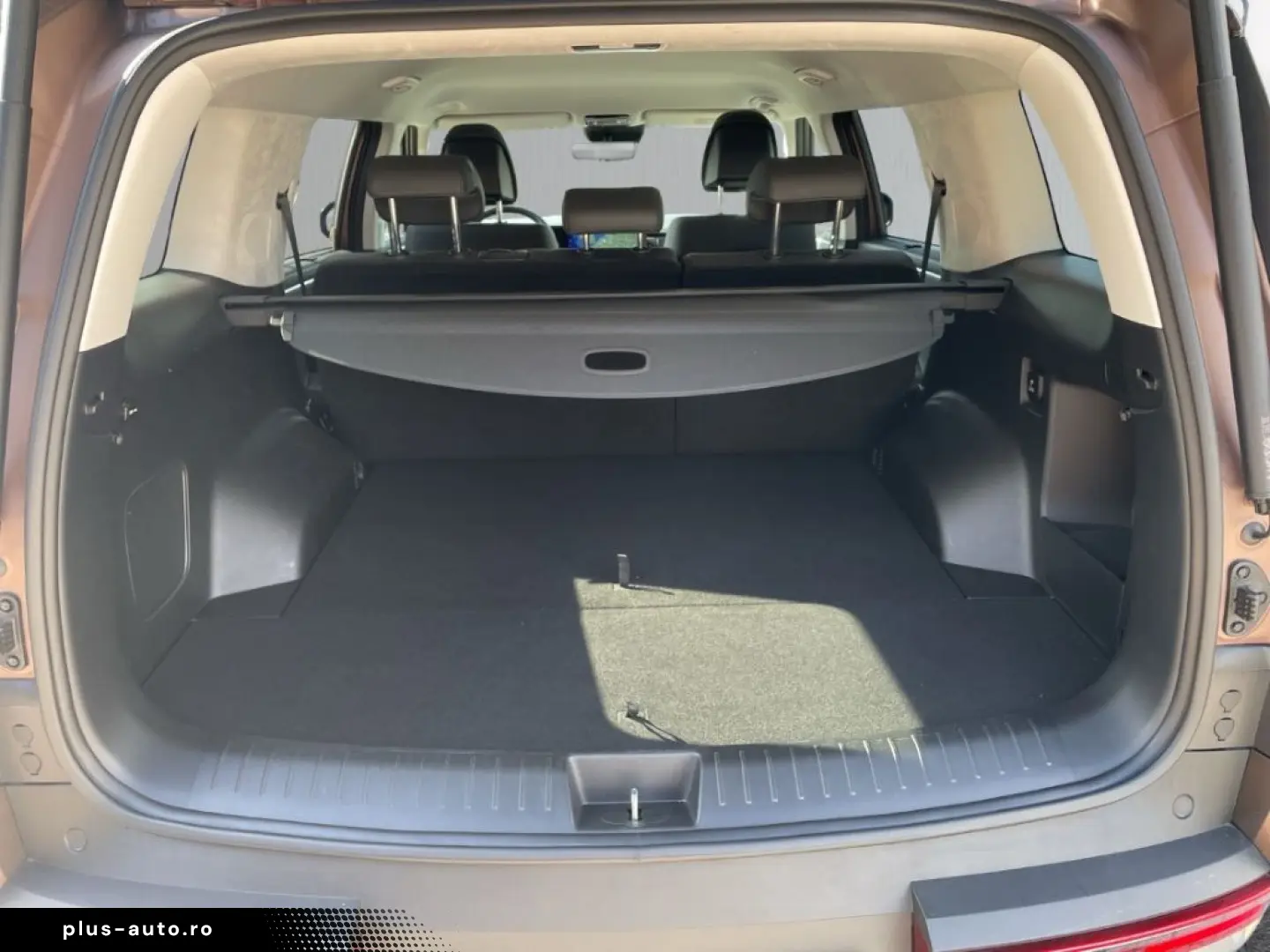 HYUNDAI SANTA FE HEV MY25 1.6 AT 4WD Signature Komf Tech