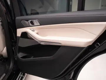 BMW X7 4.0i