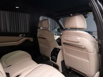 BMW X7 4.0i