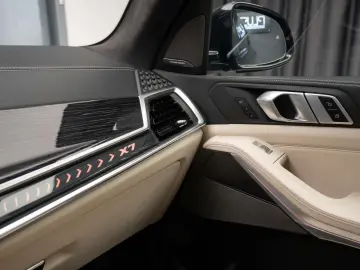 BMW X7 4.0i