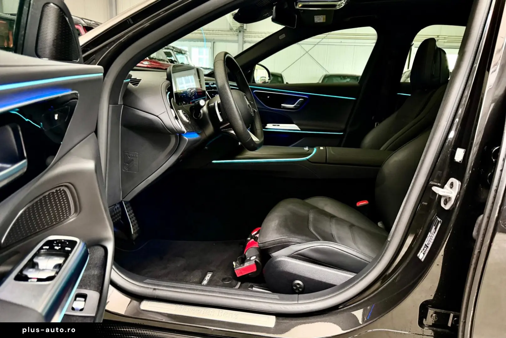 MERCEDES-BENZ E 220 d   AMG Line Advanced   Pano