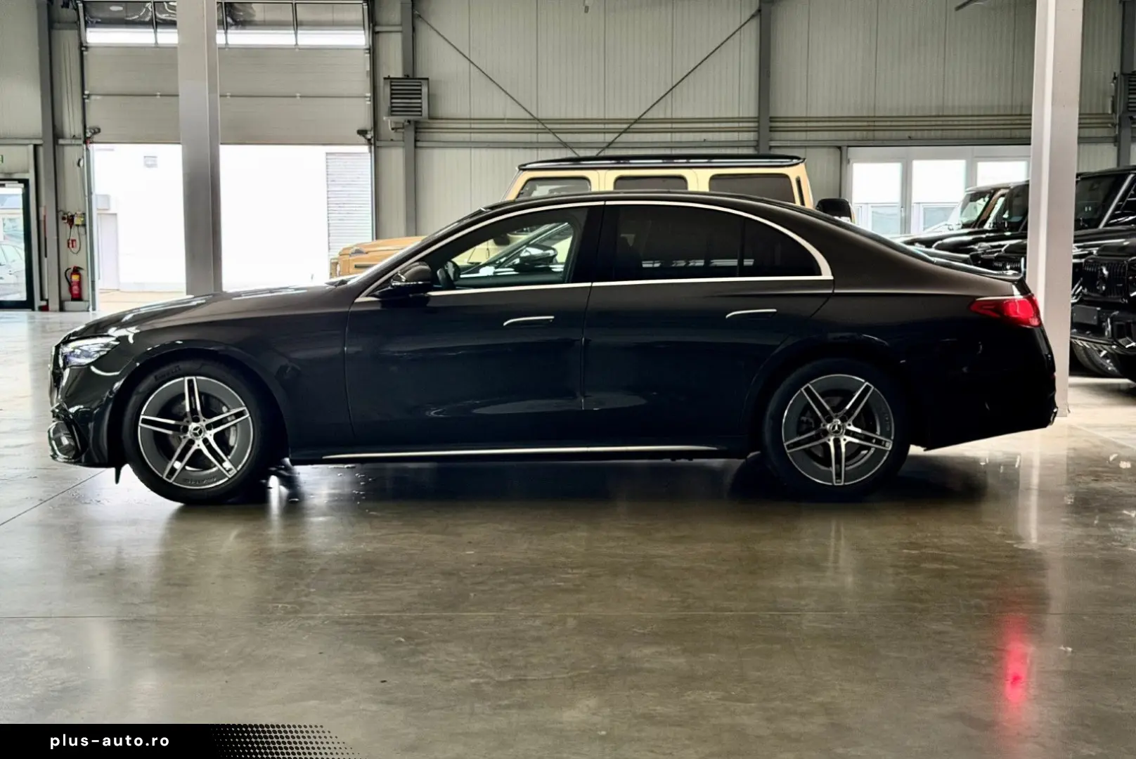 MERCEDES-BENZ E 220 d   AMG Line Advanced   Pano
