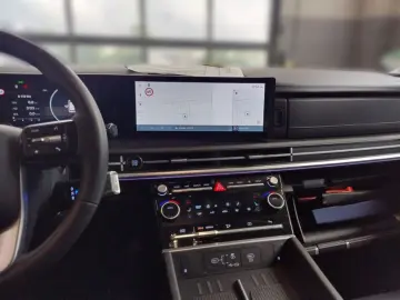HYUNDAI SANTA FE HEV MY25 1.6 AT 4WD Signature Komf Tech