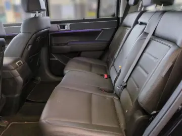 HYUNDAI SANTA FE HEV MY25 1.6 AT 4WD Signature Komf Tech
