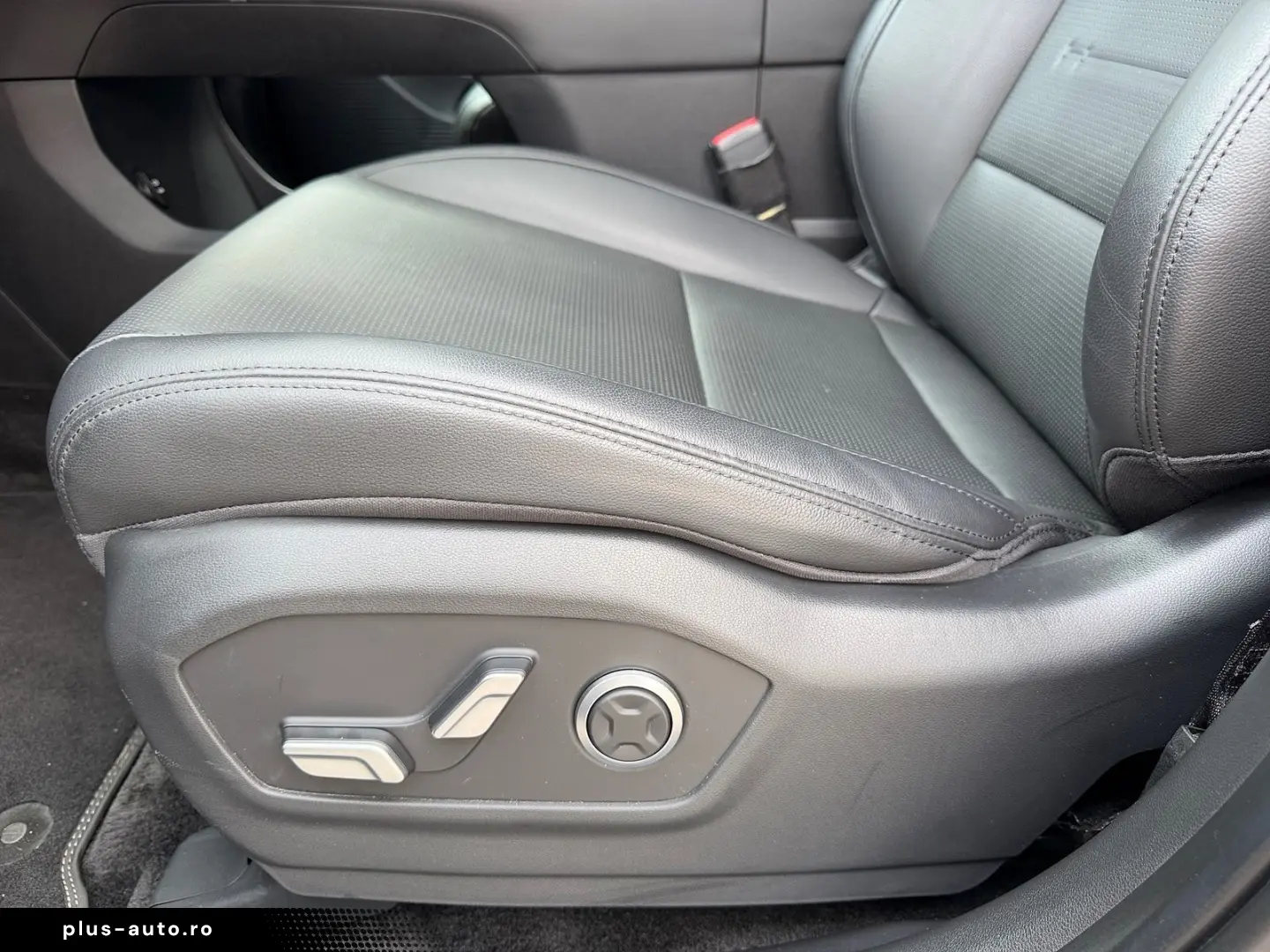 HYUNDAI SANTA FE MY25 1.6 HEV 4WD Signature PANO KOMFORT