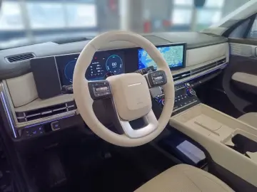 HYUNDAI SANTA FE PHEV MY25 1.6 AT 4WD Signature Komf.P T