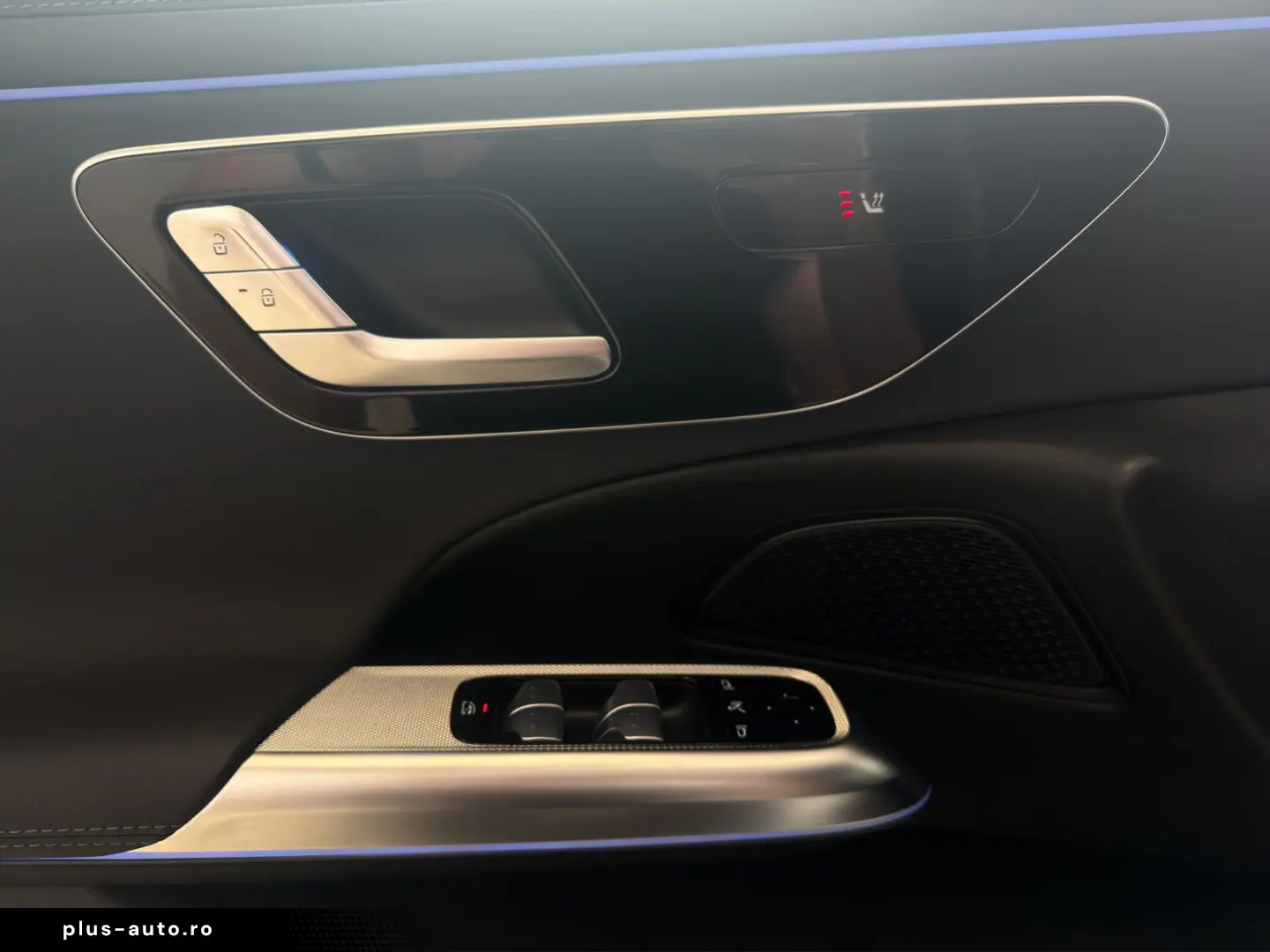 MERCEDES-BENZ E 220 d Avantgarde-Advanced Superscreen AHK