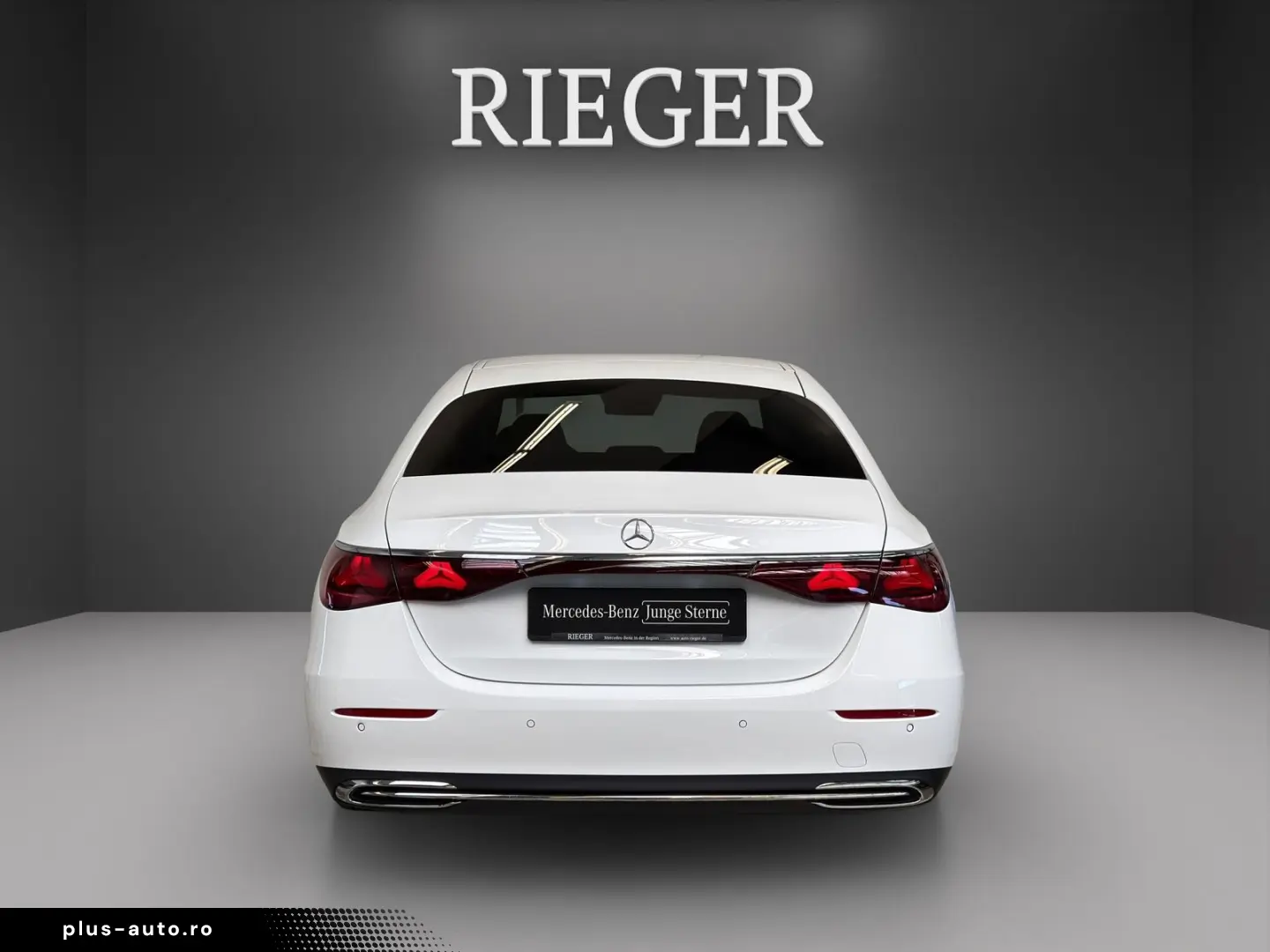 MERCEDES-BENZ E 220 d Avantgarde-Advanced Superscreen AHK