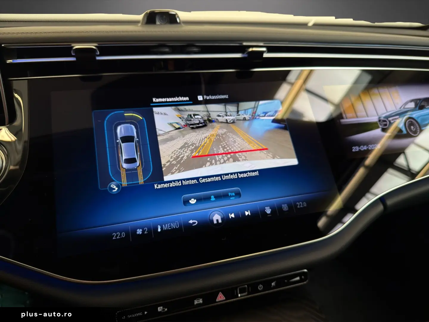 MERCEDES-BENZ E 220 d Avantgarde-Advanced Superscreen AHK